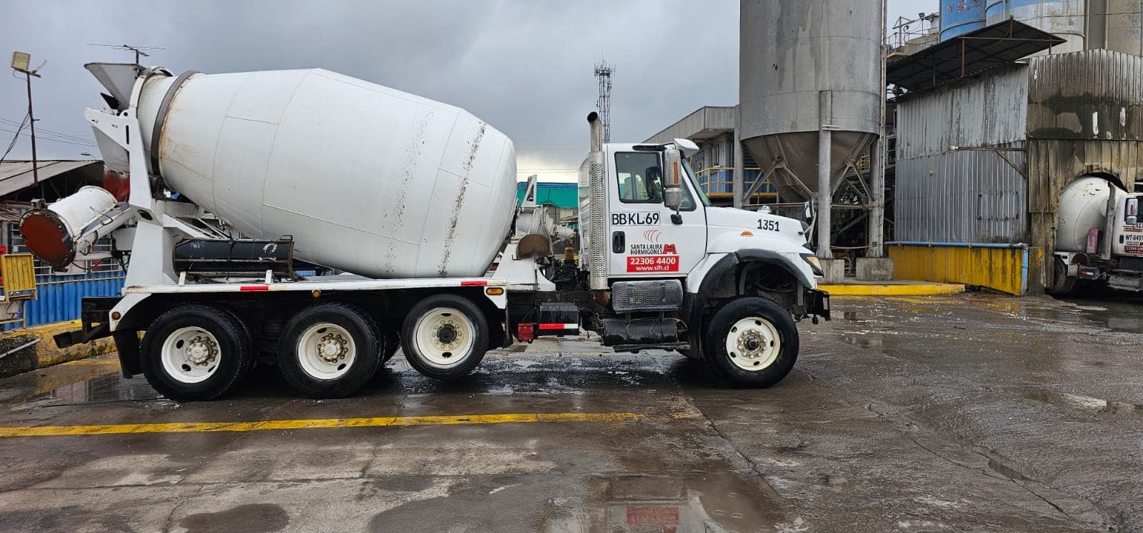 Camión mixer XP-1226